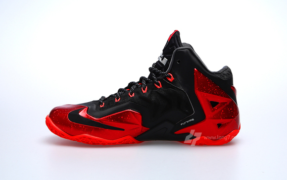 Nike LeBron XI Black/ Red - Detailed 