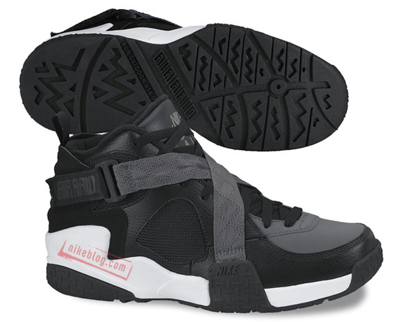 nike air raid Archives - WearTesters