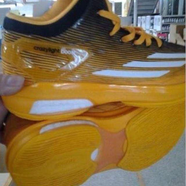 adidas Crazylight Boost 4 Yellow/Black - WearTesters