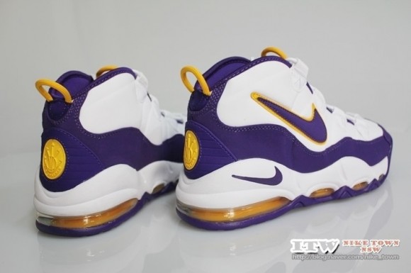air max uptempo lakers