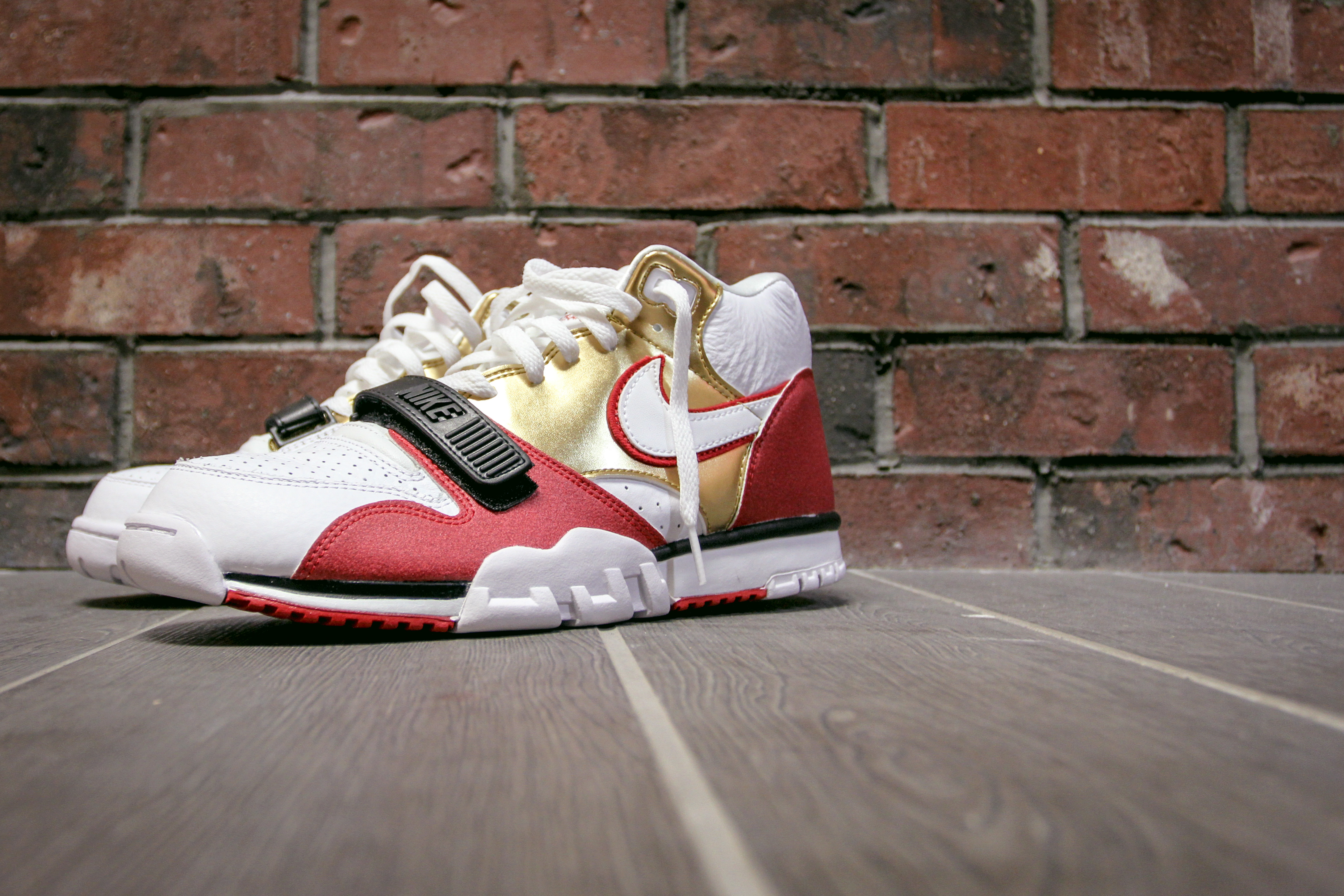 The Air Trainer 1 Mid PRM QS Inspired a Great - WearTesters