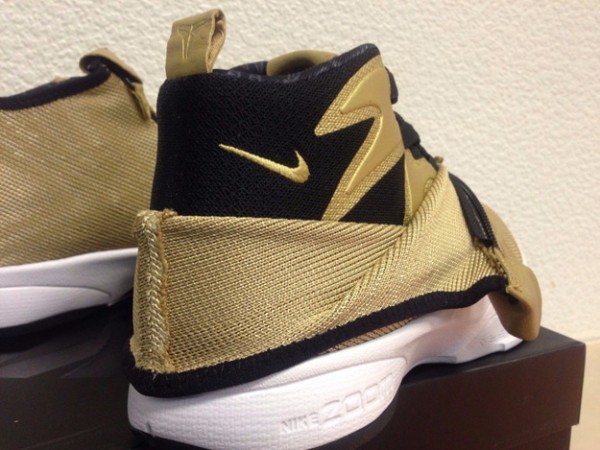 kobe shoes with zipper