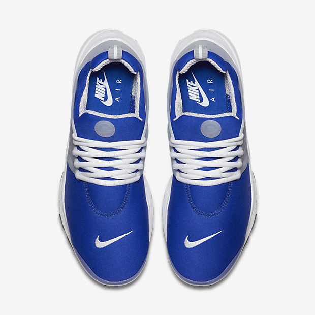 royal blue and white nike shoes