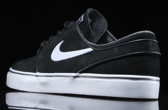 The Debut Colorway of the Nike SB 