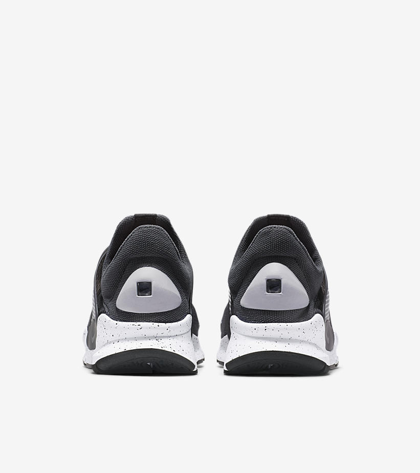 Get Cozy in the Nike Sock Dart 'Wolf Grey' - WearTesters