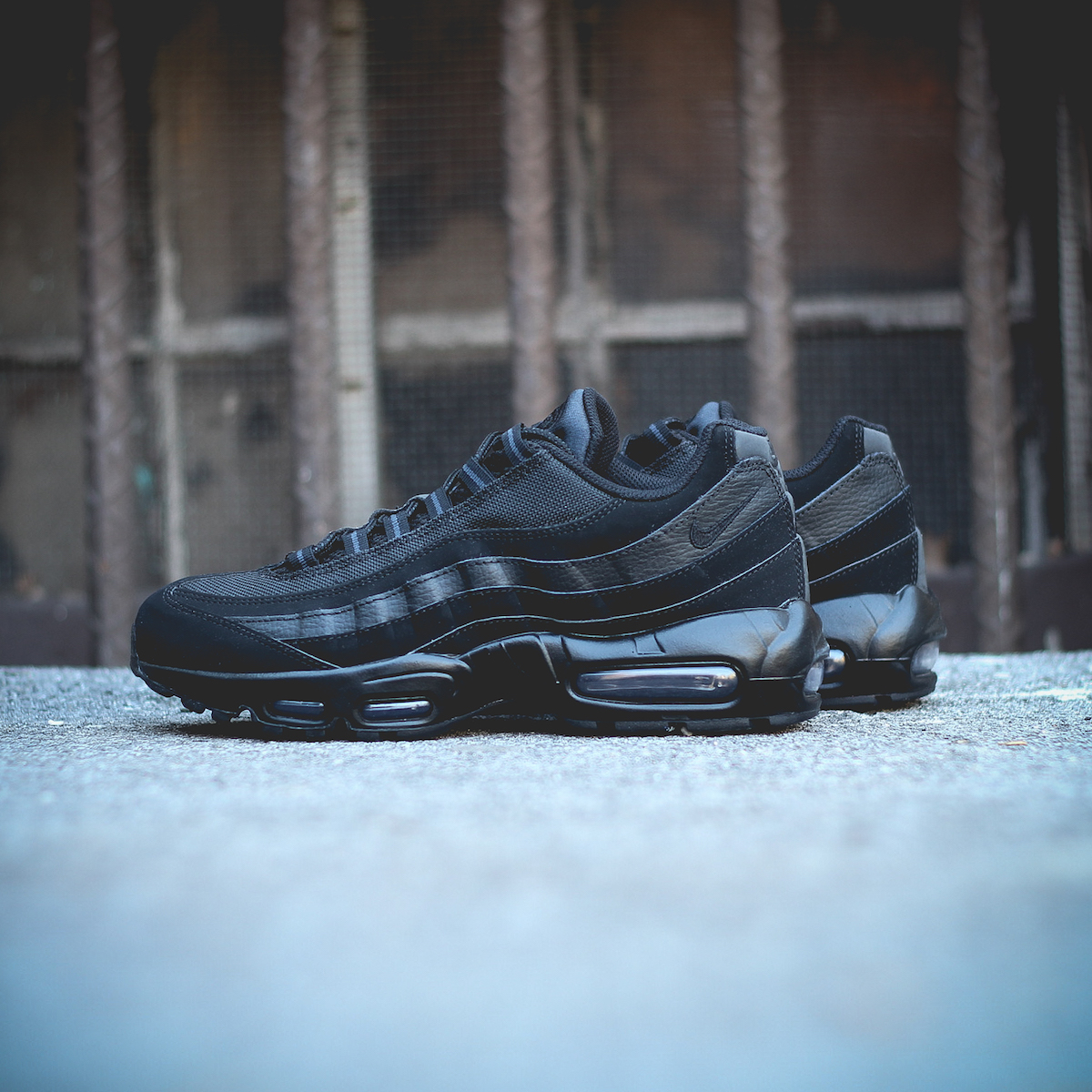 Abstraction Median Chap Finally, the Blacked Out Nike Air Max 95 That Everyone Wants for Work -  WearTesters