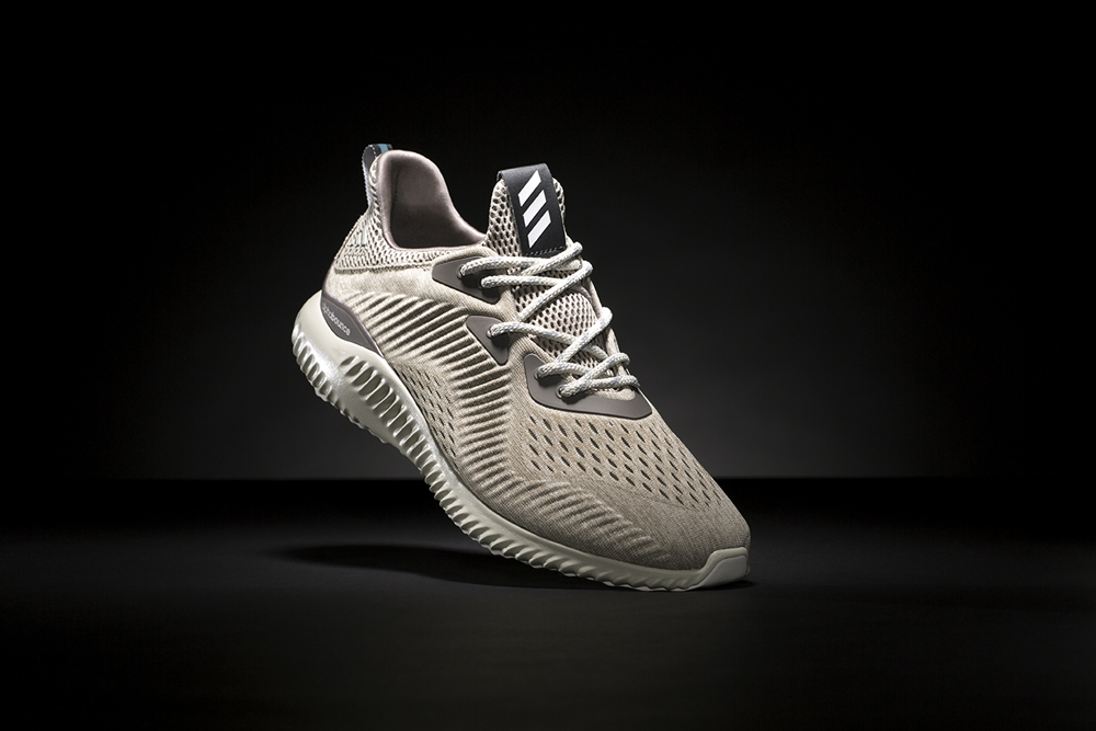 Leia viva caloría adidas Officially Unveils the AlphaBOUNCE with Engineered Mesh - WearTesters