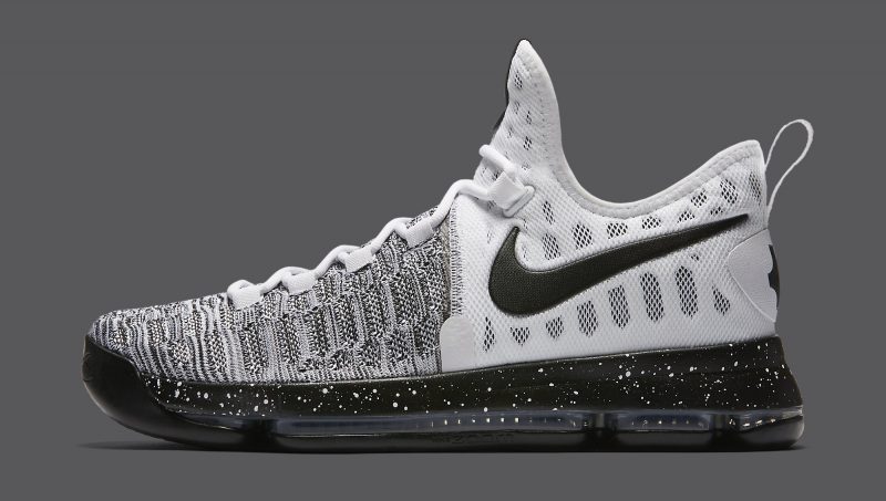 kd 9 black and white