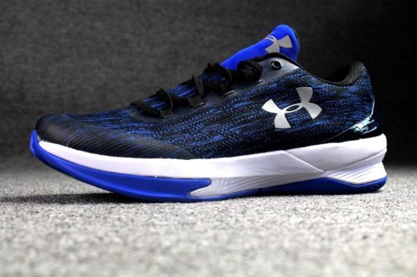 under armour charged controller basketball shoes