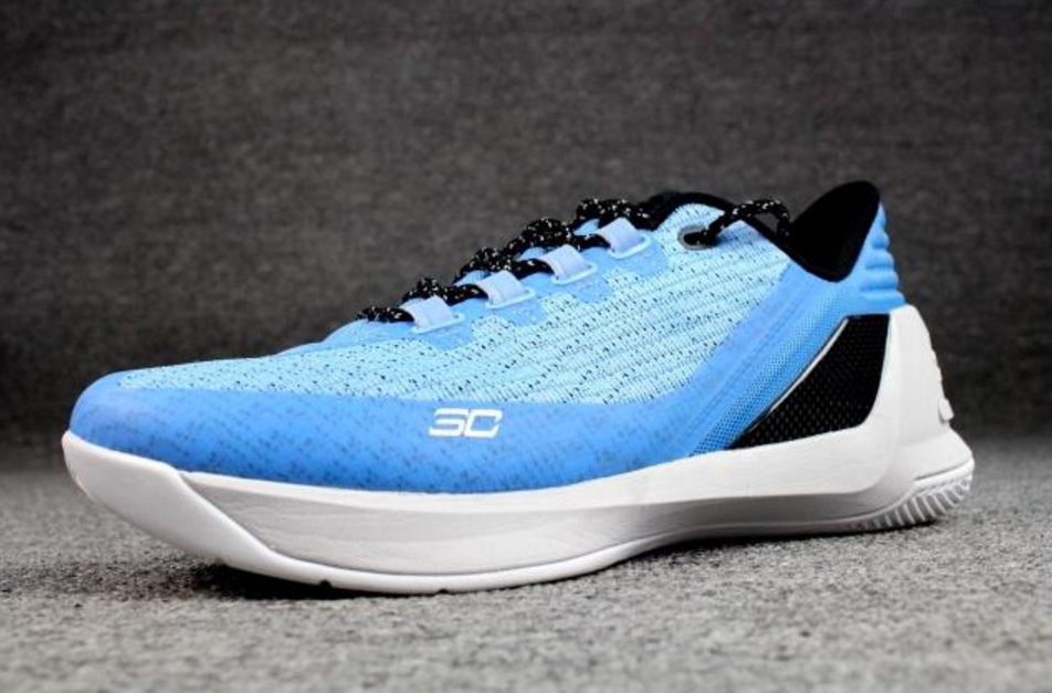 curry 3 low Blue