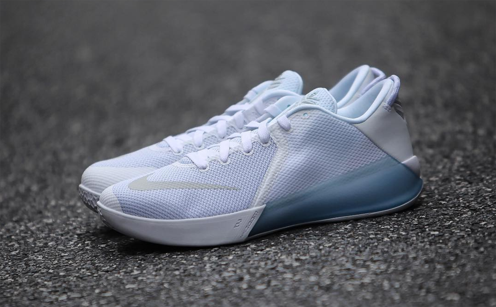 The Nike Kobe Venomenon 6 in Ice Blue - WearTesters