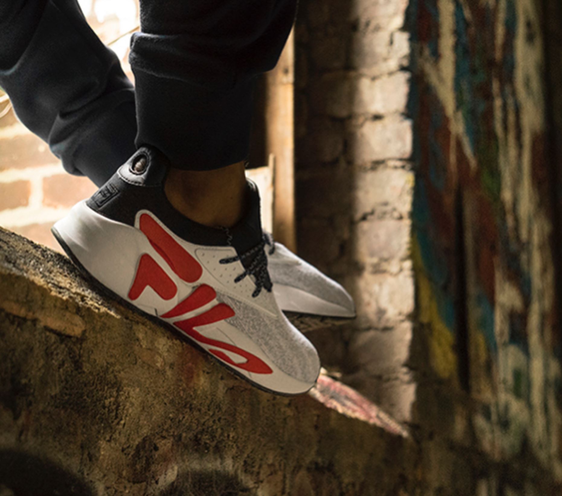 Tranquilidad veneno implícito The Fila Mindbreaker 2.0 is a Modern Build of the Mindblower - WearTesters
