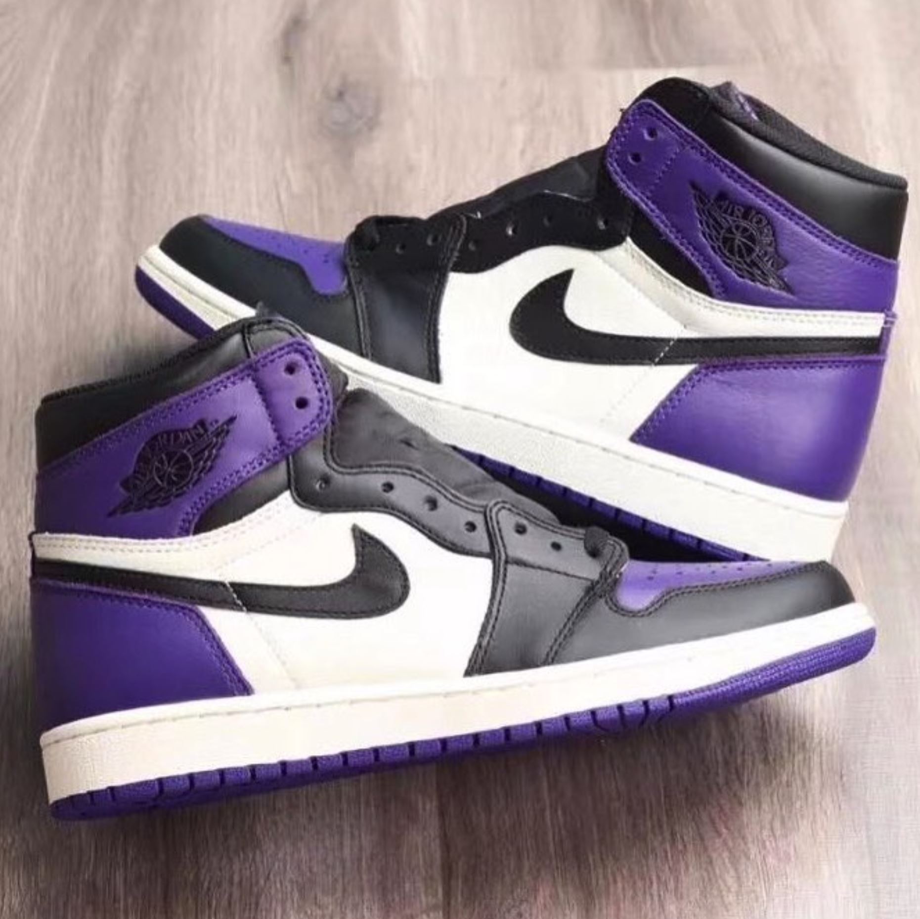 court purple jordan 1 black toe
