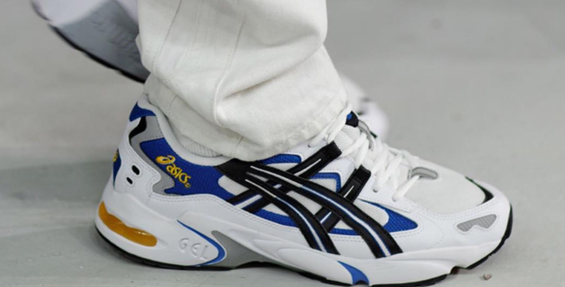 leninismo repentinamente toxicidad An Asics Gel Kayano 5 Retro Was Spotted at Paris Fashion Week - WearTesters