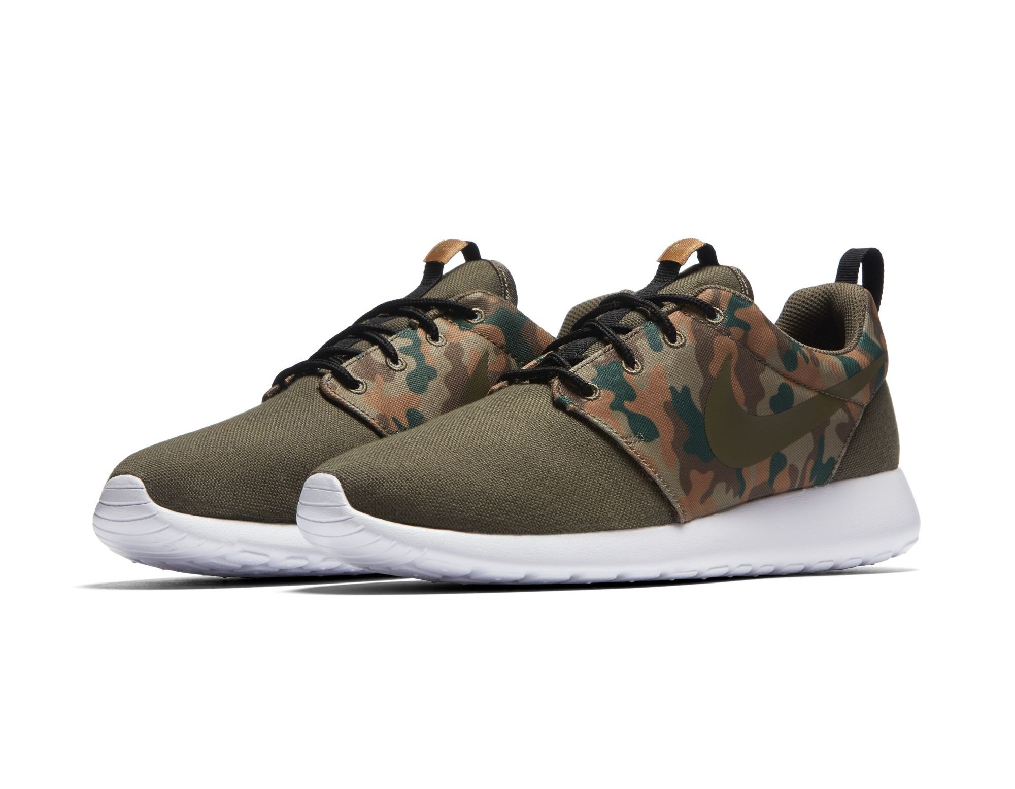 bout Darmen Emulatie The Latest Nike Roshe One SE Pack Uses Camo for Fall - WearTesters