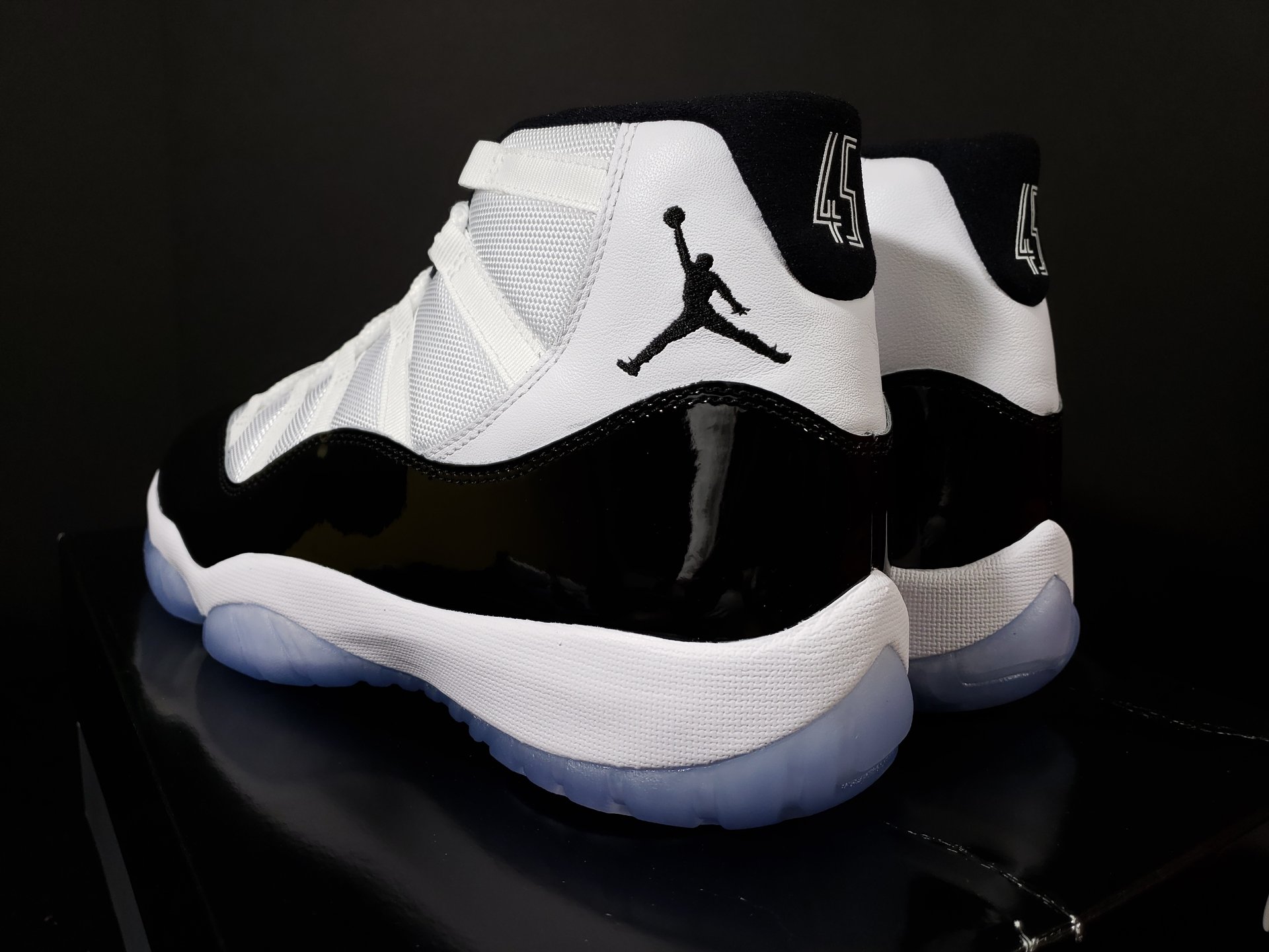 muelle Paradoja Bienes diversos Why the 2018 Air Jordan 11 'Concord' is the Shoe of the Year - WearTesters