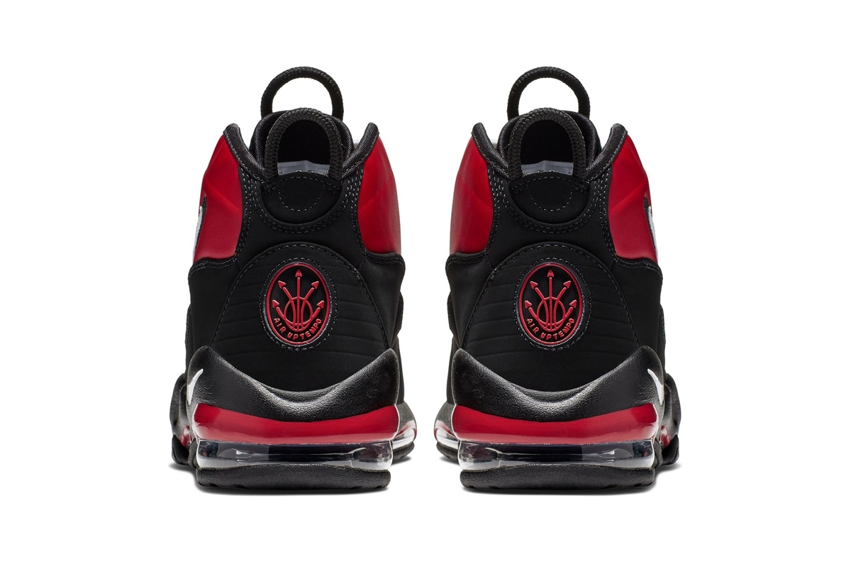 nike uptempo 95 black and red