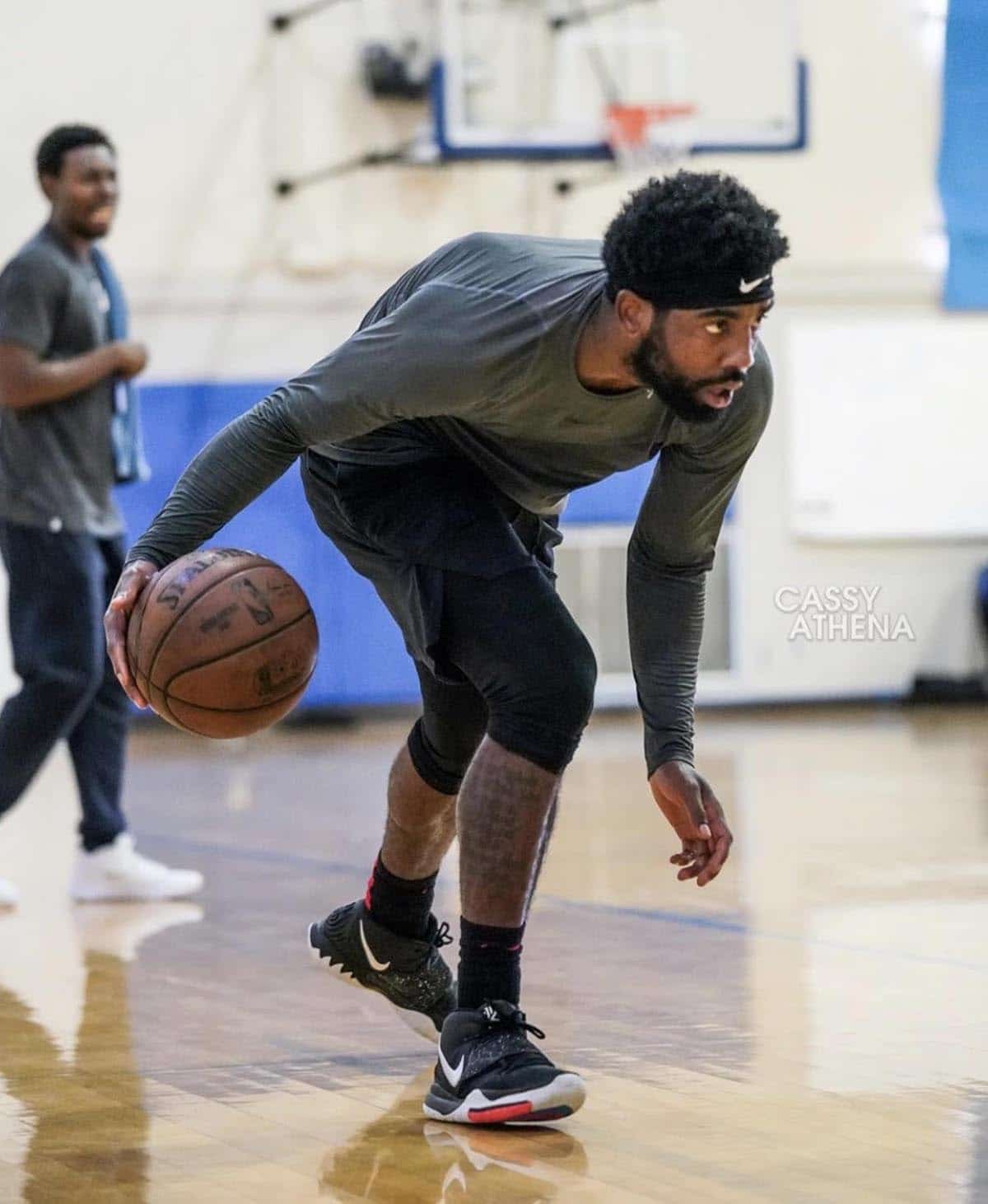 when does the kyrie 6 come out