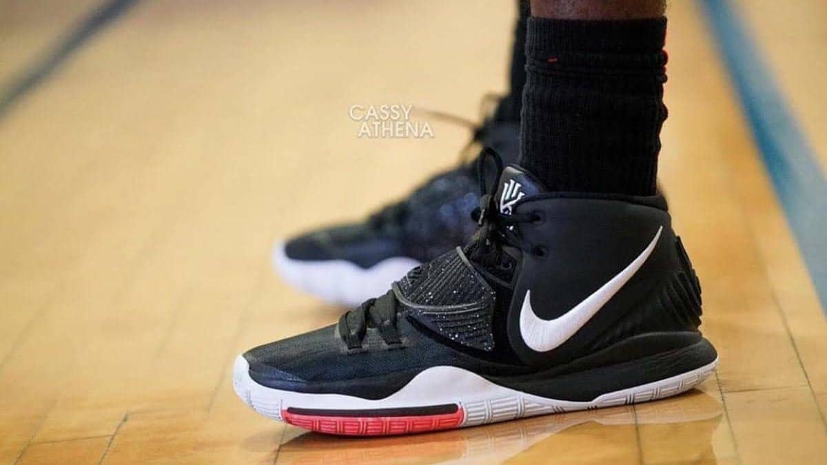 Kyrie Irving Works Out in The Nike 