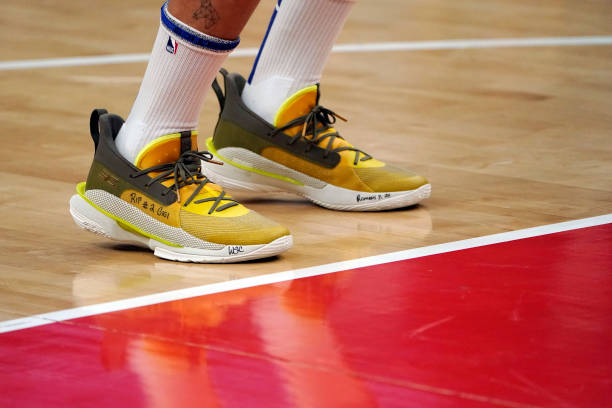 curry 7 yellow green